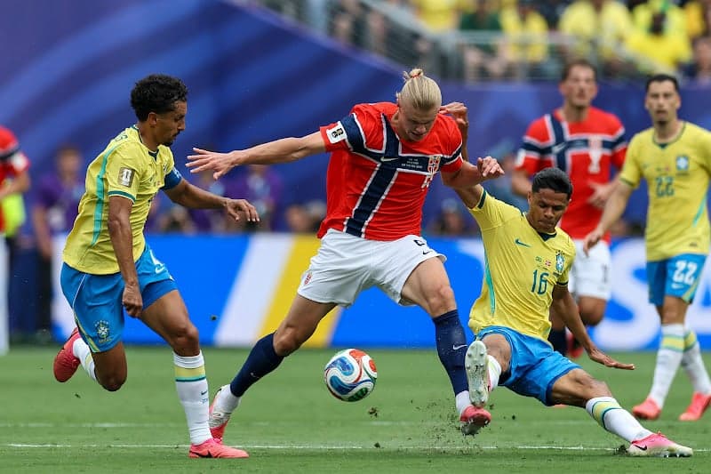 Haaland leads the Norway national team to the World Cup quarter-finals at the expense of Brazil.